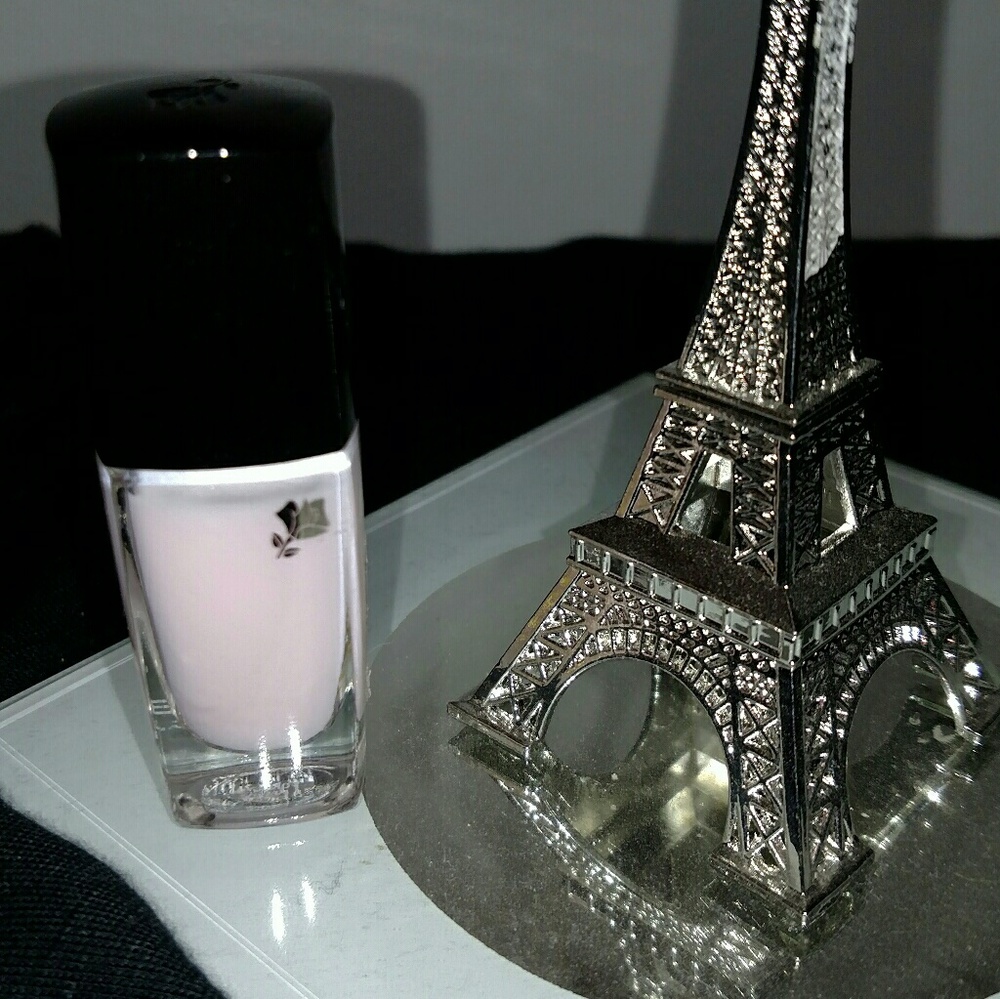 Lancome Sugar Rose Vernis In Love