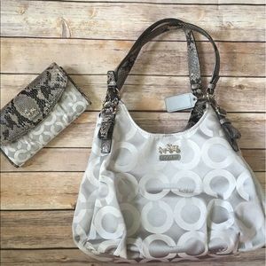 Authentic Coach Madison Art Signature bag/wallet