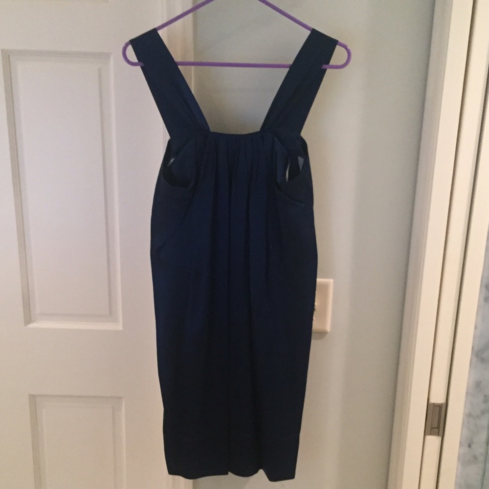 Banana republic navy silk dress medium.