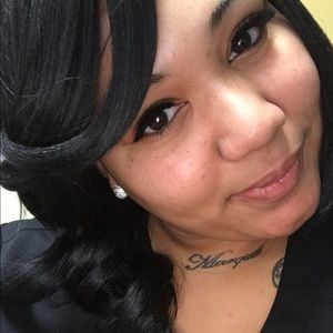 Meet your Posher, Brittney