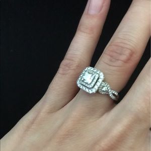 1 carat total weight diamond ring