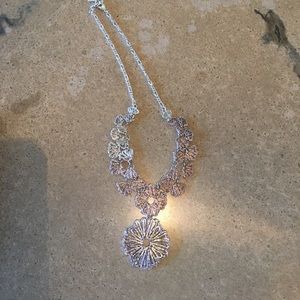 Stella and dot necklace