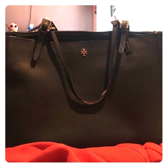 Tory Burch Handbags - 🔥❤️LARGE NAVY BLUE TORY BURCH YORK TOTE💕🦄