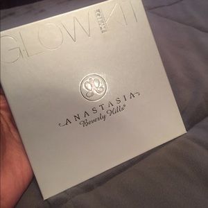 Anastasia Glow Gleam Kit