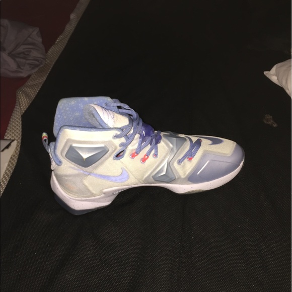 Lebron Christmas edition