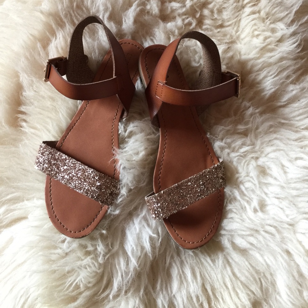 Leather and glitter flats
