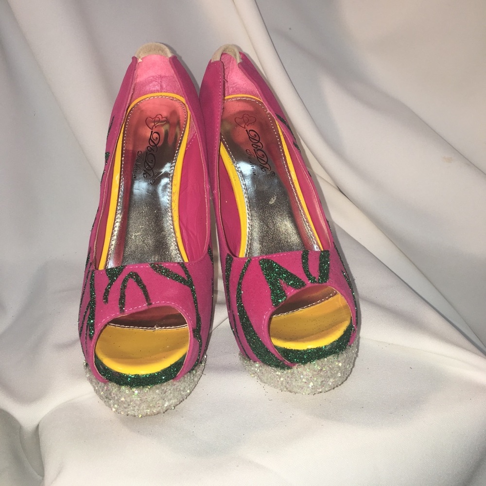 Custom One & Only Aka Color Peep Toe Glitter Pumps - image 2