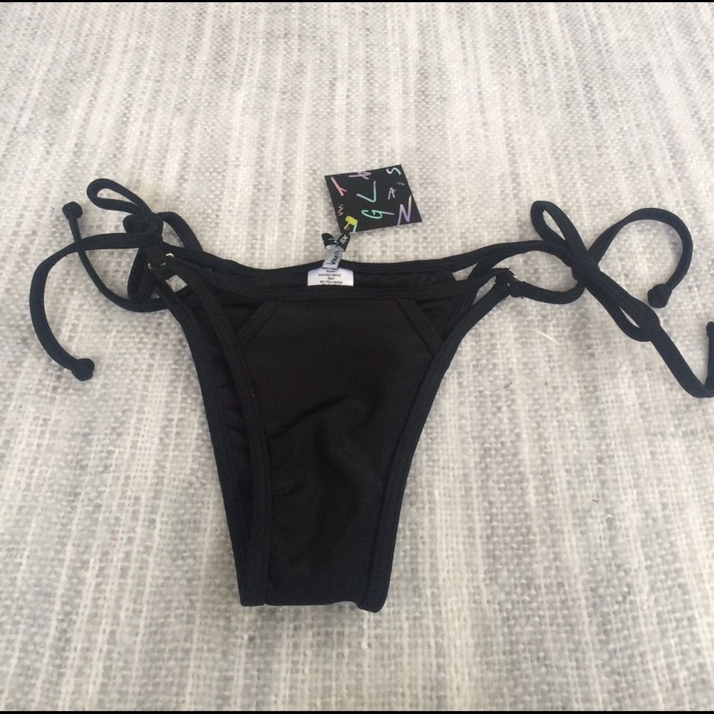 Nasty Gal bikini bottoms - Picture 4 of 4