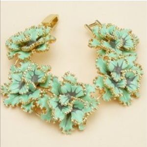 Crew flower 🌺 bracelet