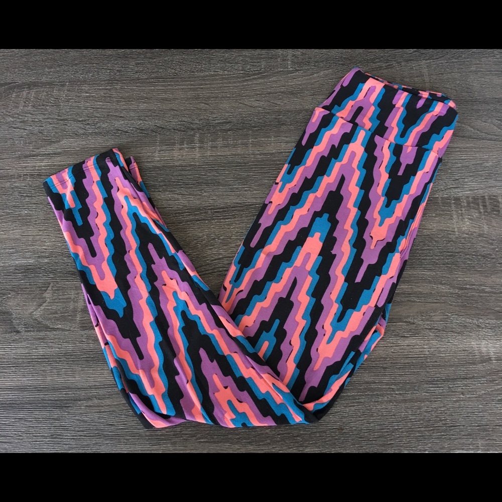 🌷 LuLaRoe OS Leggings 🌷