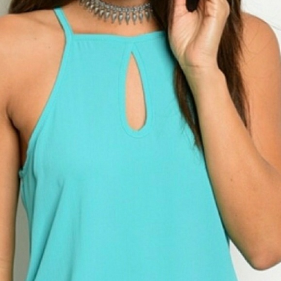 Aqua Keyhole Tank Top 💫 - Picture 8 of 8