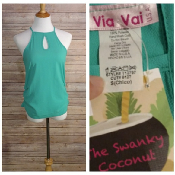 Aqua Keyhole Tank Top 💫 - Picture 4 of 8