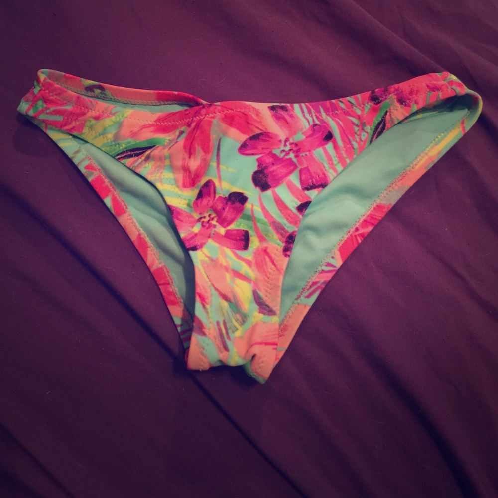 Floral design bikini bottoms