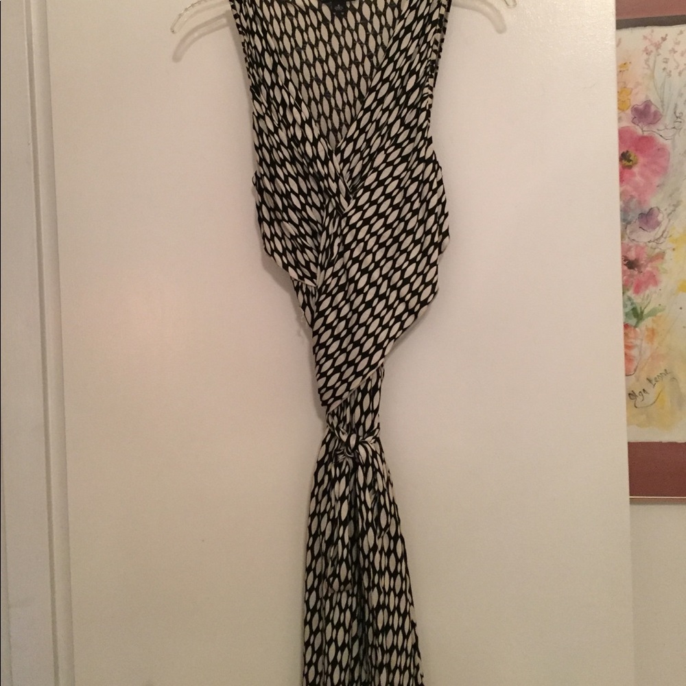 Banana Republic black and white wrap dress