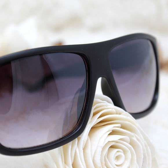 ? 5-PACK PURPLE-TINT WRAPS SUNGLASSES