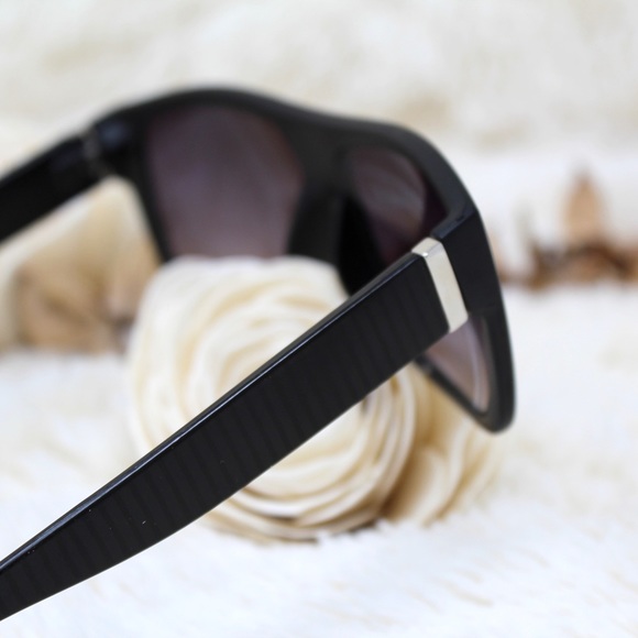 ? 5-PACK PURPLE-TINT WRAPS SUNGLASSES
