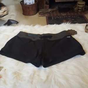 Woman's shorts