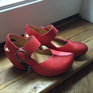 Jonathan Fleuvog Red Clogs