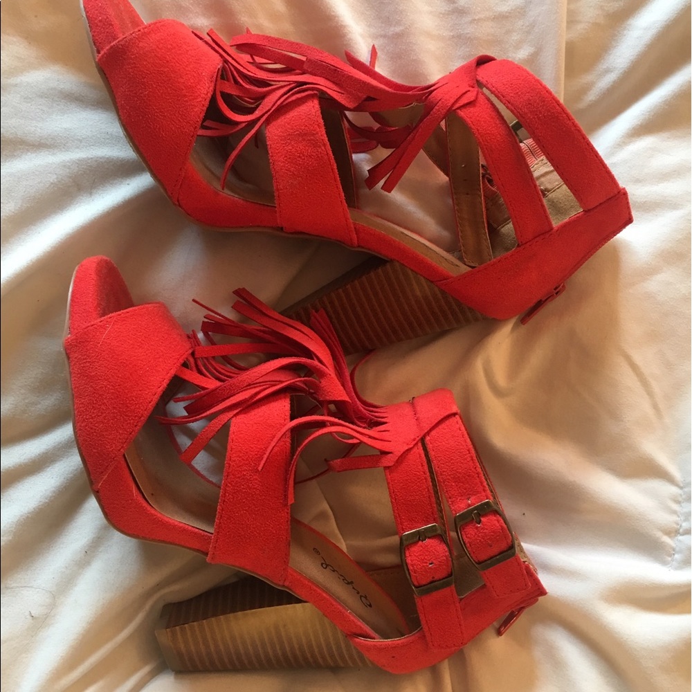 Qupid heels size 7 - Picture 2 of 2