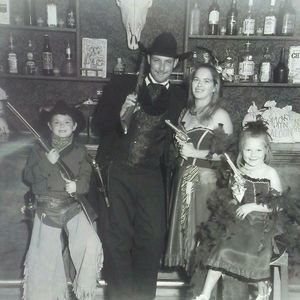 Meet your Posher, Renee