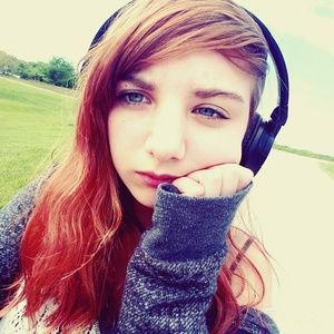 Meet your Posher, Abby