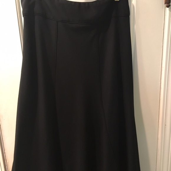 Nordstrom Collectors dramatic Black skirt