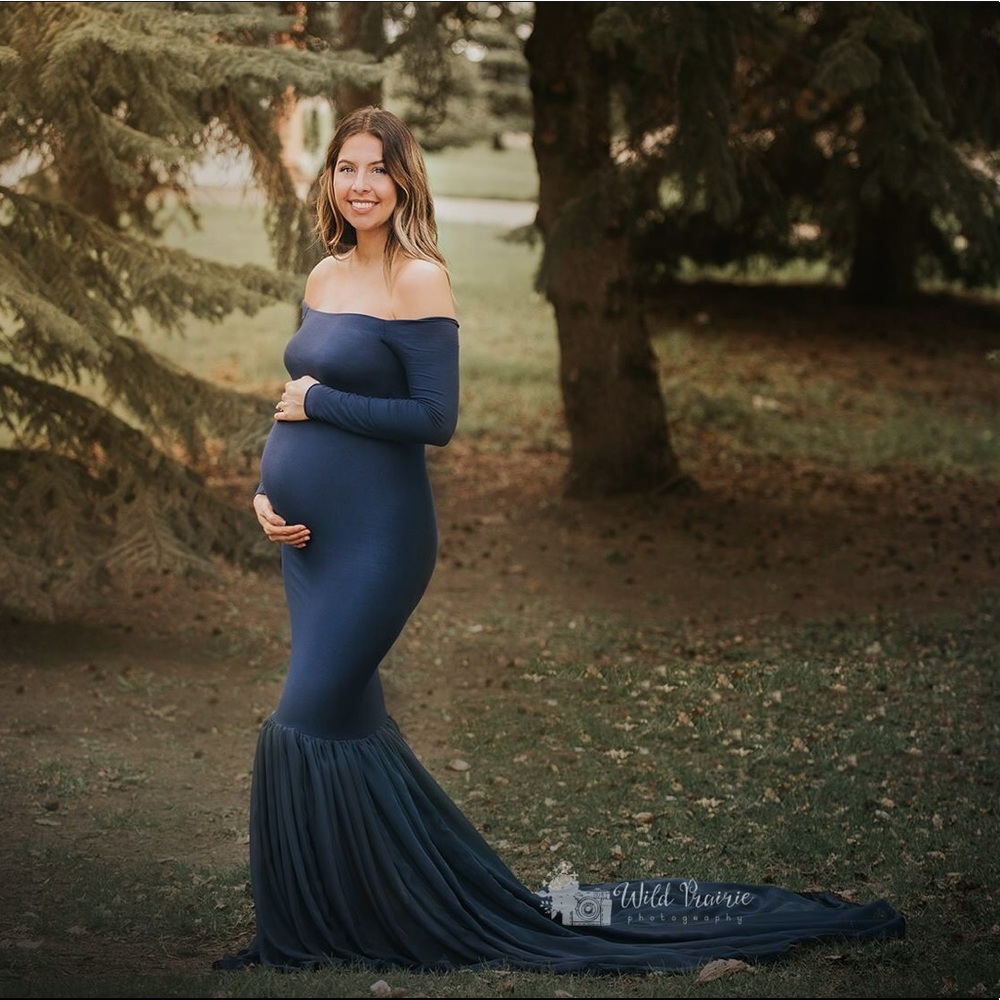 Maternity gown