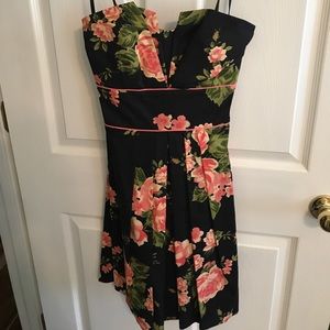 Size 6 Strapless Cotton Black Peach Mini Dress
