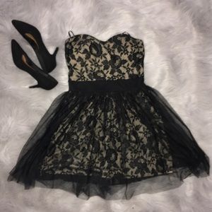 NWT!! Strapless Party Dress