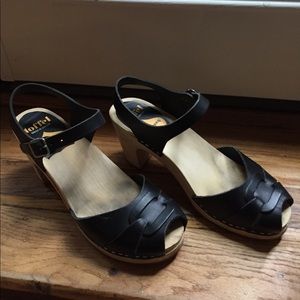 Swedish Hasbeens size 38
