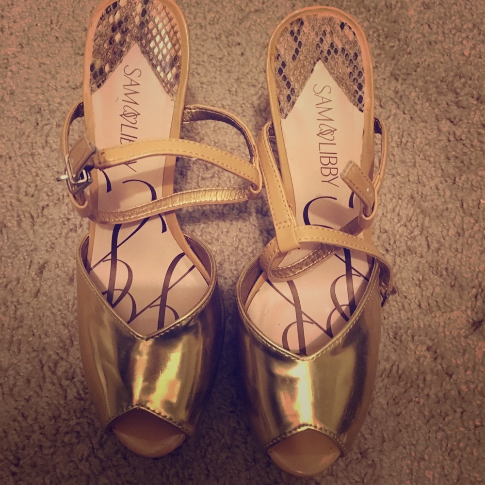 Hi I'm selling my Sam Libby heels