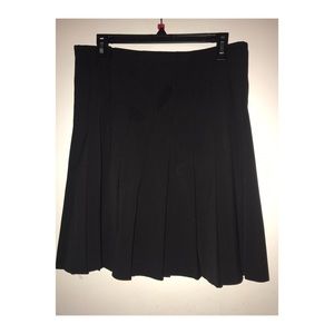 NORMA KAMLI KNIFE PLEADED SKIRT