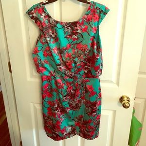 Size 8 Jessica Simpson Emerald Cap Sleeve Dress