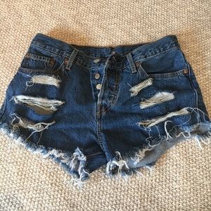 Custom Levi jean shorts