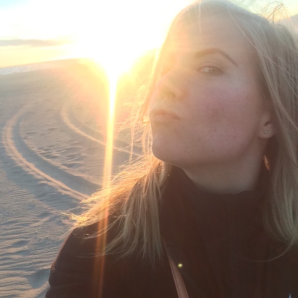 Meet your Posher, Alexandra - Picture 1 of 1