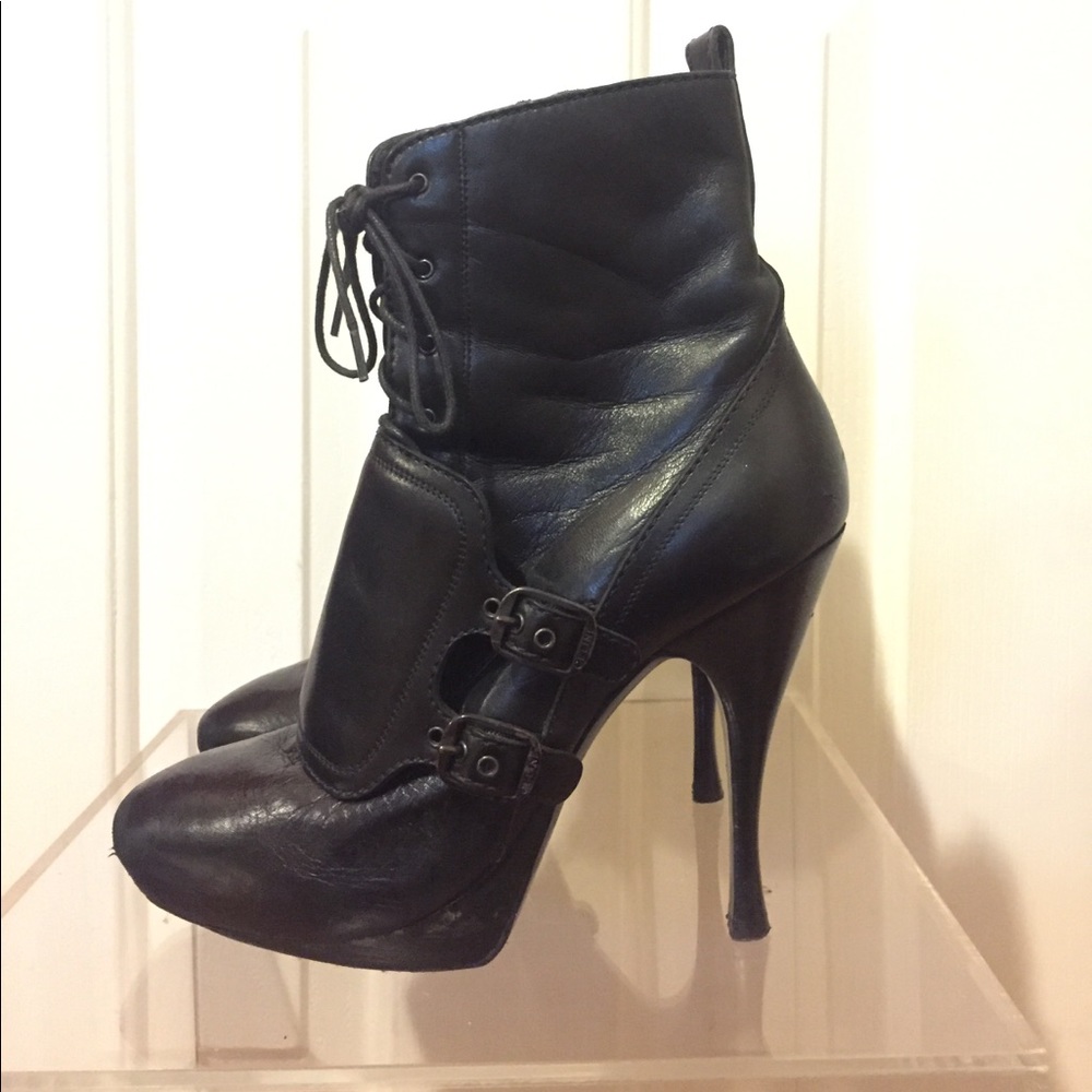CELINE combat boot🙋🏻
