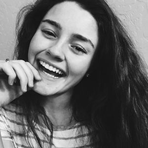 Meet your Posher, Adri