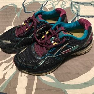 Brooks ghost 8