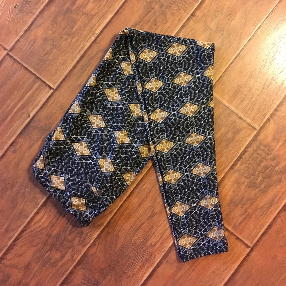 BLACK DIAMOND LULAROE