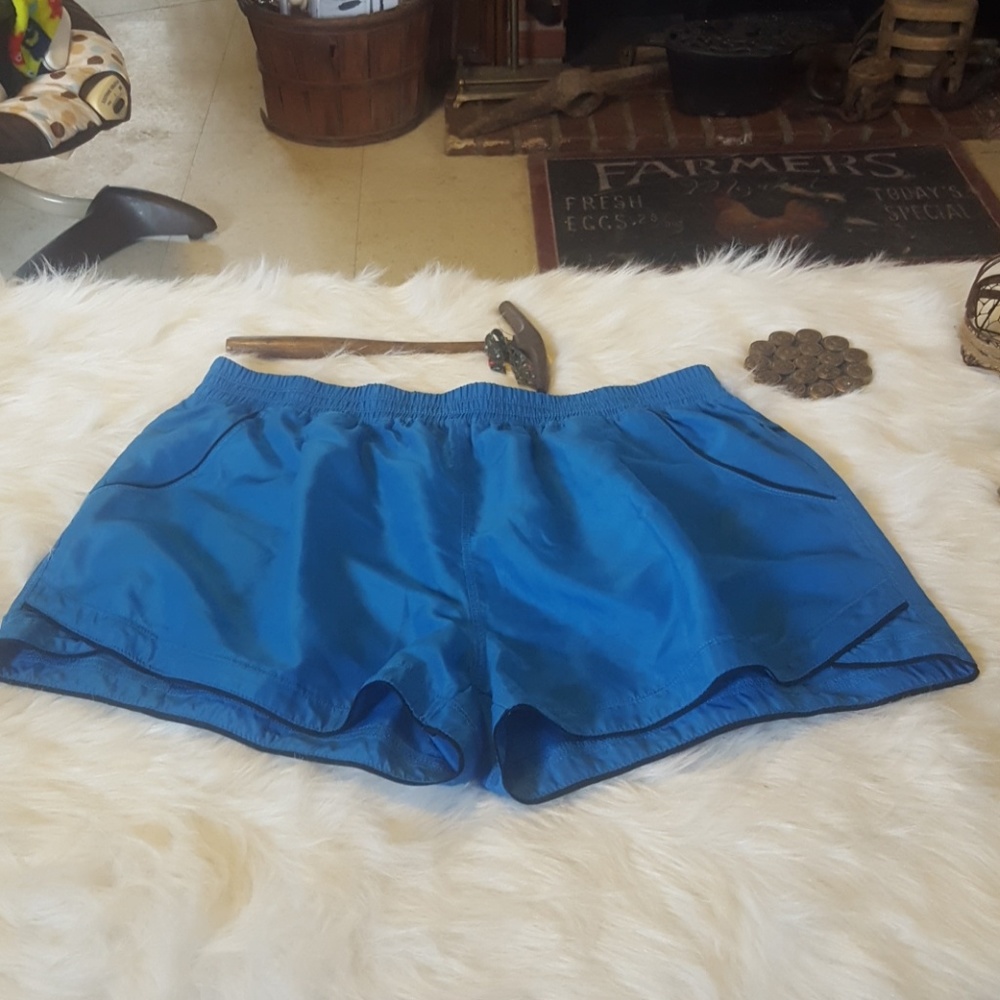 Ladies shorts