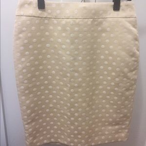 Ann Taylor Cream Pencil Skirt size 4