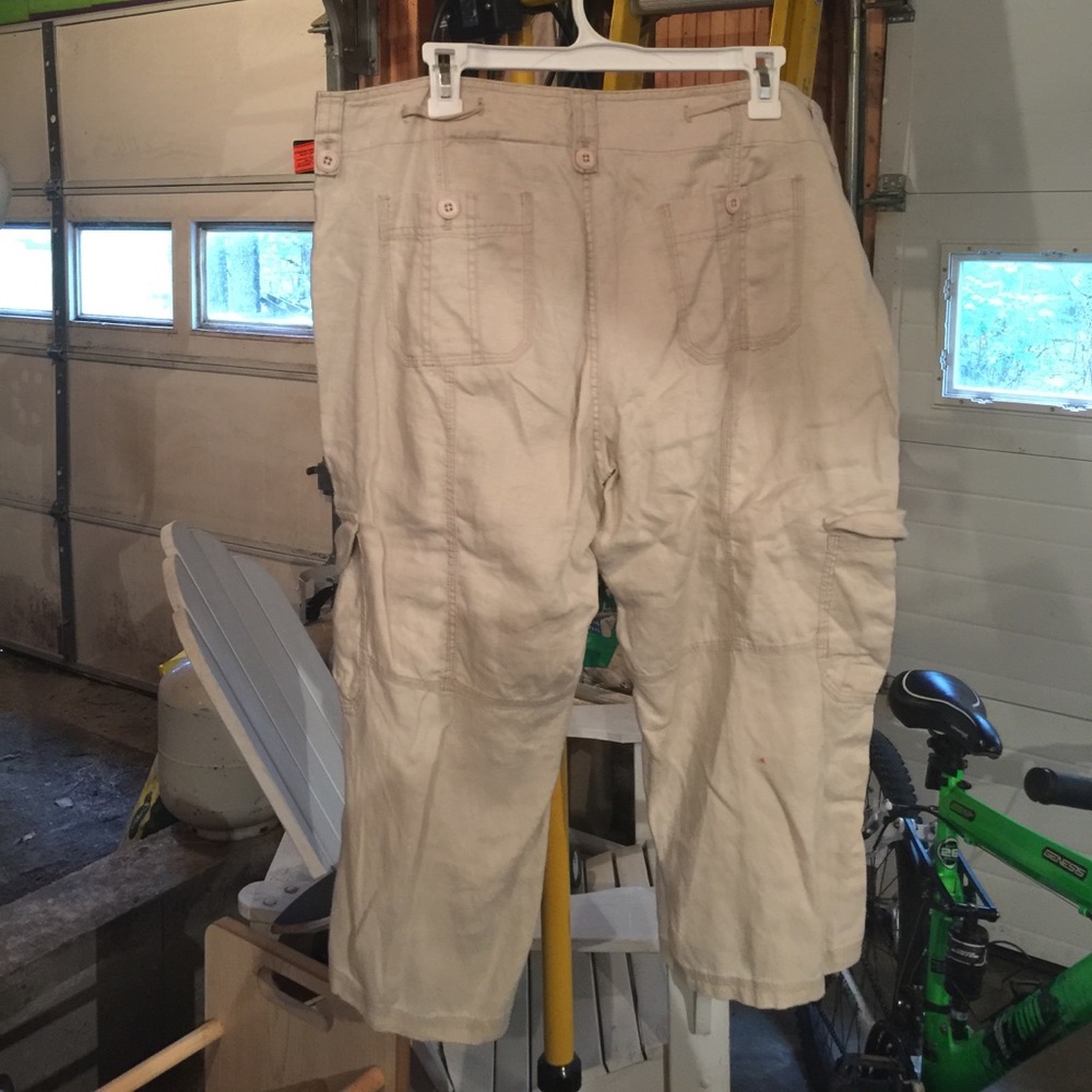 Capris - Picture 2 of 2