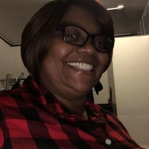 Meet your Posher, April