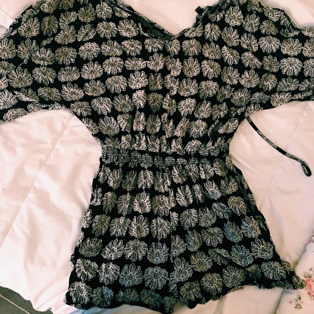 ✨ Black and White Print Romper ✨
