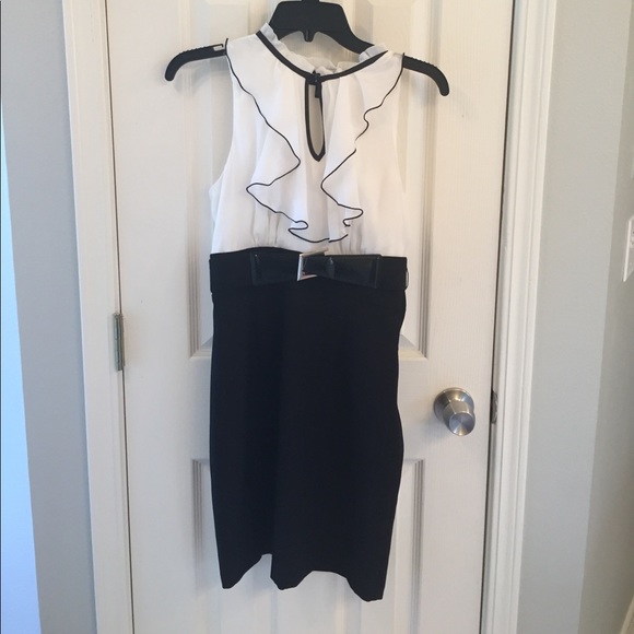 B. Wear Dresses & Skirts - Black and white keyhole dress with belt