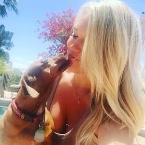 Meet your Posher, Kelley