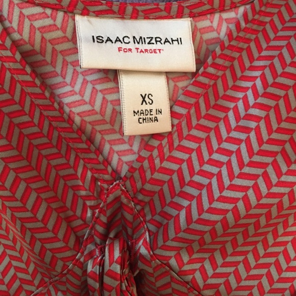 Isaac Mizrah blouse❤️ - Picture 8 of 8