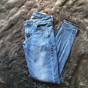 American Eagle High-Rise Skinny