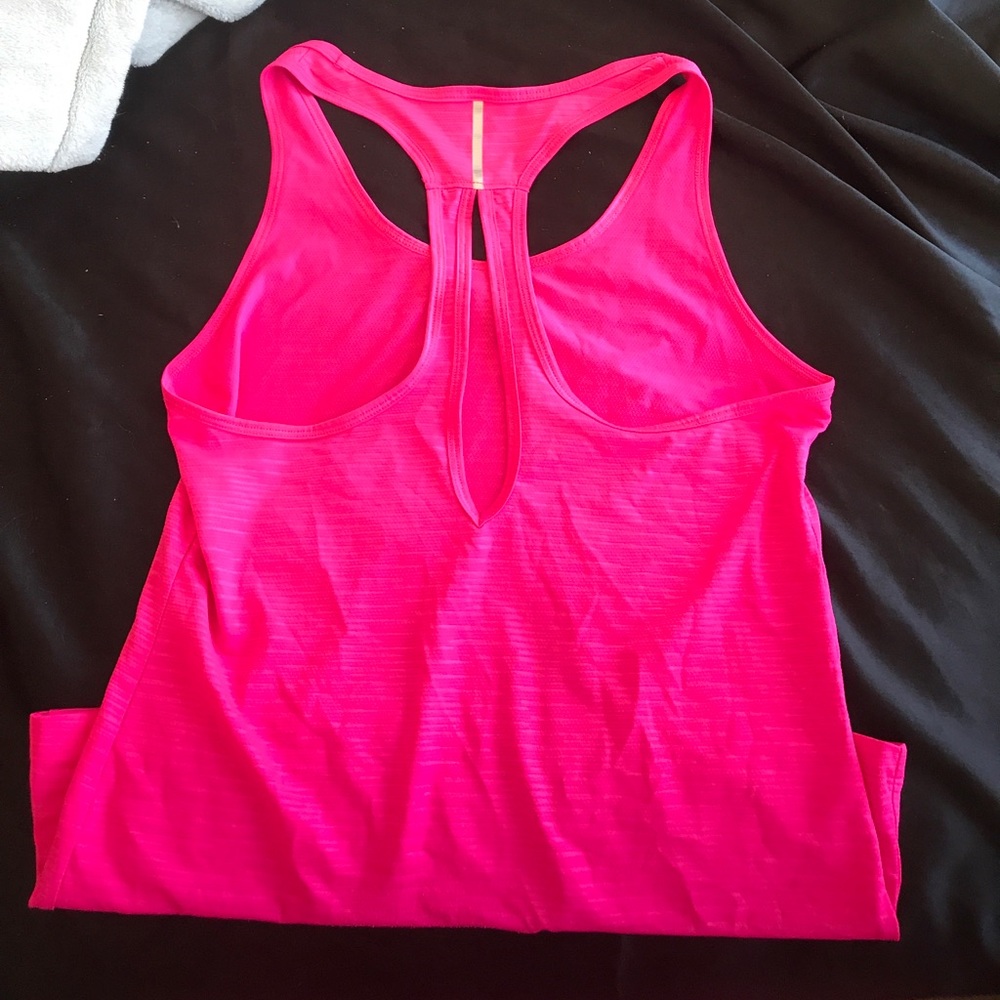 New balance tank