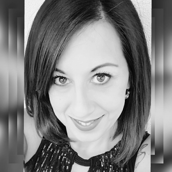 Meet your Posher, Dawn - Picture 1 of 1